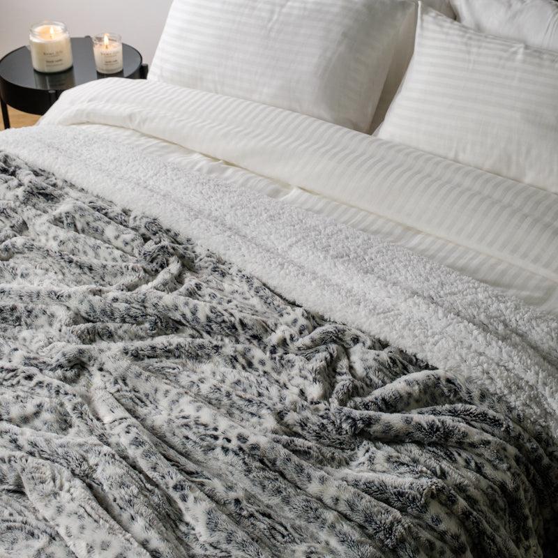 Brushed Printed Faux Fur Rabbit Blanket