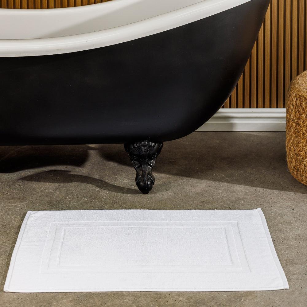 Cotton Bay Border Tub Mat White-Bath Mats
