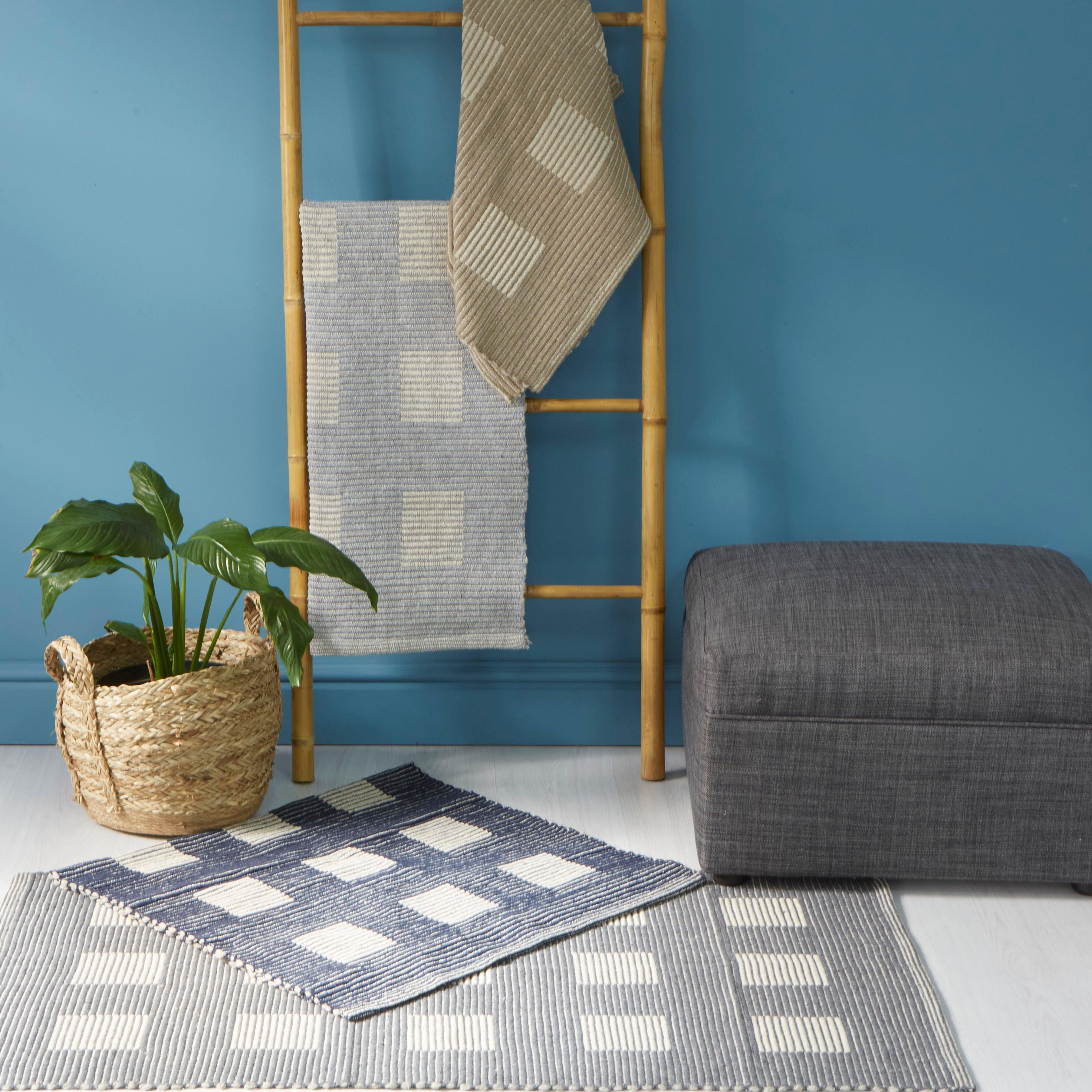 Full Box Pattern Rug Light Grey (60 x 120cm)-CARPET