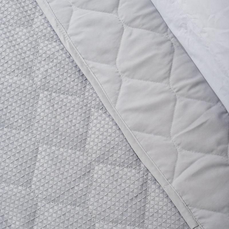 Nest Microfibre Reno 3D Soft Touch Quilted Bed Cover - Light Grey-QUILT
