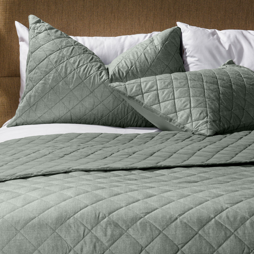Nest Shoreline Microfibre Printed Quilt Set Moss-Quilts & Comforters