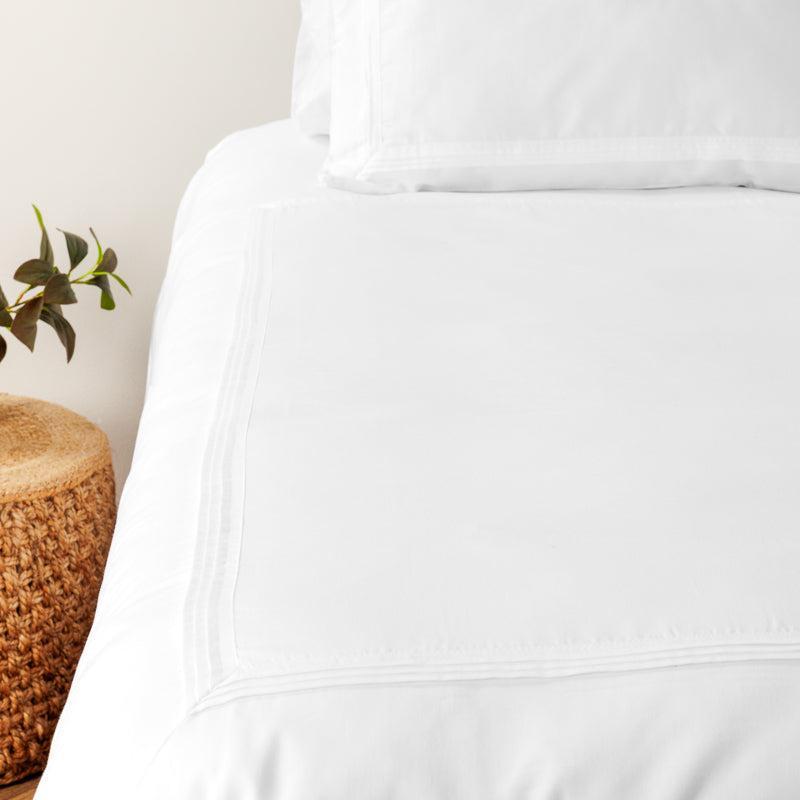 Whisper Soft 400 Thread Count Egyptian Cotton Pintuck Pleat Duvet Cover Set - White-Duvet Cover